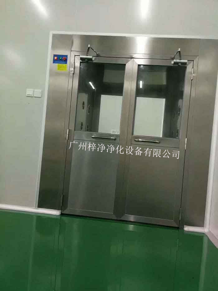 風淋室作為潔凈室的關鍵設備